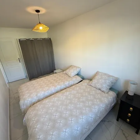 Lägenhet Magnifique 3 Pieces A 100m De La