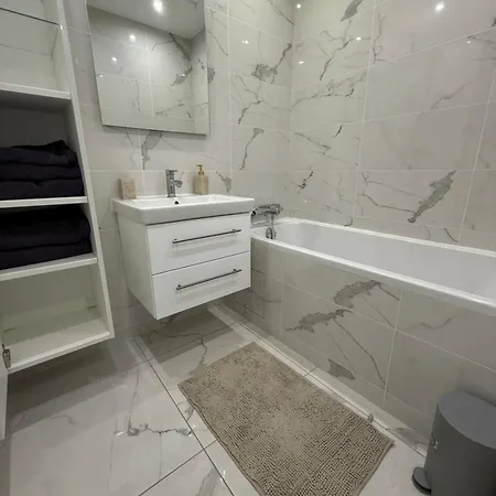 Magnifique 3 Pieces A 100m De La Lägenhet *