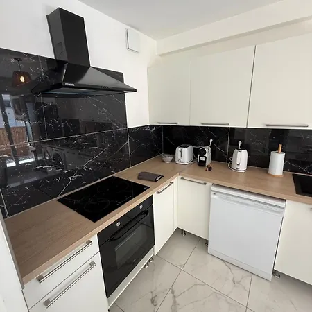 Magnifique 3 Pieces A 100m De La *